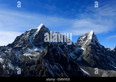 Taboche Peak mountain, camp de base de l'Everest trek, parc national de Sagarmatha, UNESCO World Heritage Site, Solu-Khumbu, district Banque D'Images