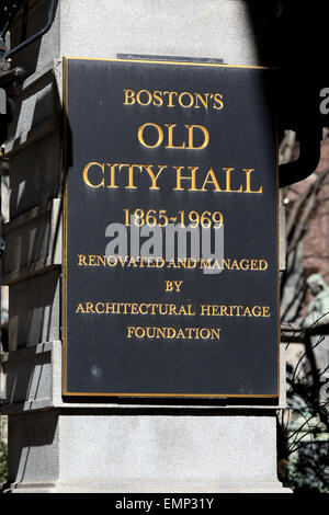 Boston Freedom Trail monument. L'Ancien hôtel de ville de Boston Massachusetts plaque. Banque D'Images