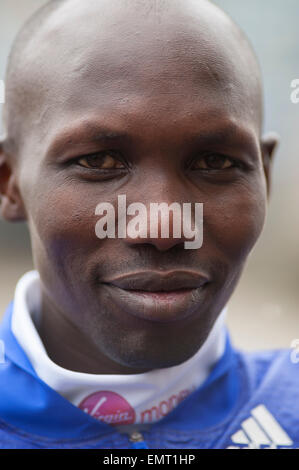 Tower Hotel, Londres, Royaume-Uni. 23 avril, 2015. L'élite hommes assister à un photocall 3 jours avant le marathon de Londres 2015 Virgin Money. Portrait de l'athlète marathon Wilson Kipsang Kiprotich (Ken), vainqueur du marathon de Londres 2014 en 2:04:29. Credit : Malcolm Park editorial/Alamy Live News Banque D'Images