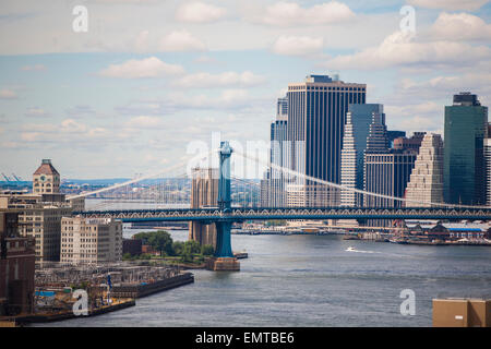 Vue sur Paris depuis l'un des toits à Williamsburg, Brooklyn, NY 2009 Banque D'Images