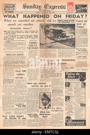 1940 front page Sunday Express Raids sur l'Angleterre Banque D'Images