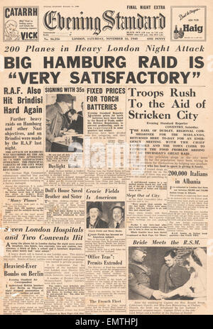 1940 front page Evening Standard (Londres) Bombardement de Hambourg par RAF Banque D'Images