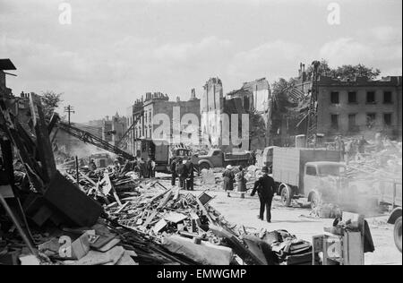 Dommages causés par les bombes à Kentish Town, Londres. 19 juin 1944. Banque D'Images