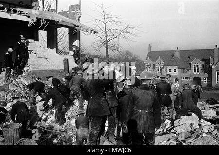 Dommages causés par les bombes à l'Invicta Road, East Greenwich, Londres durant la Seconde Guerre mondiale. 14 novembre 1940. Banque D'Images