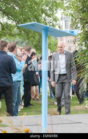 Gustavsberg, Suède, le 17 août 2013 : le premier ministre (2006-2014), Fredrik Reinfeldt a tenu son discours d'été. Banque D'Images