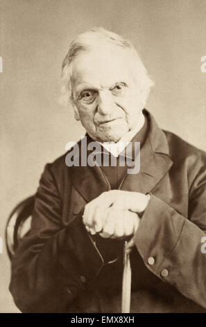 Adam Sedgwick (1785-1873), fondateur de la géologie moderne, a proposé les périodes géologiques du Dévonien et du Cambrien (explosion cambrienne). Bien que mentor du jeune Charles Darwin, Sedgwick s'oppose à la nature matérialiste de la théorie de l'évolution de Darwin par sélection naturelle. Photo : 1867. Banque D'Images