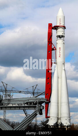 Fusée soviétique Vostok à Moscou dans le parc Banque D'Images