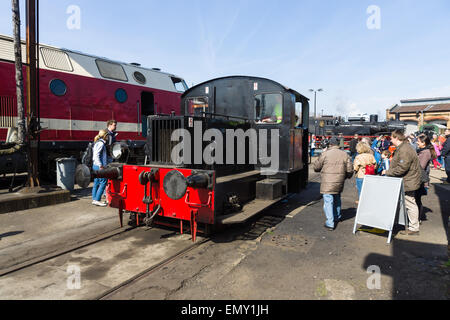 Kleinlokomotive DRG (classe I Gmeinder) à l'platine de fer Banque D'Images