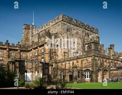 Royaume-uni, Angleterre, dans le Lancashire, Lancaster, parc du château, Château de Lancaster, gardez à partir de la cour intérieure Banque D'Images