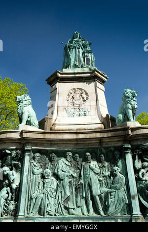 Royaume-uni, Angleterre, dans le Lancashire, Lancaster, Dalton Square, Victoria Monument, par Herbert Hampton Banque D'Images