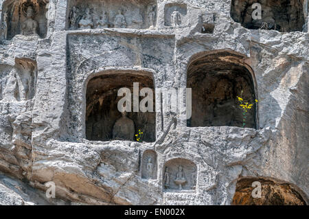 Luoyang . Grottes de Longmen est l'un des trois grands ensembles temple - grotte en Chine. Banque D'Images