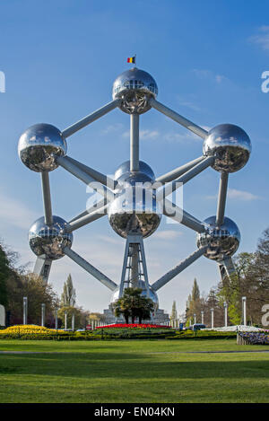 L'Atomium, monument dans la capitale Bruxelles a l'origine construit pour Expo 58, l'Exposition Universelle de Bruxelles de 1958 en Belgique Banque D'Images