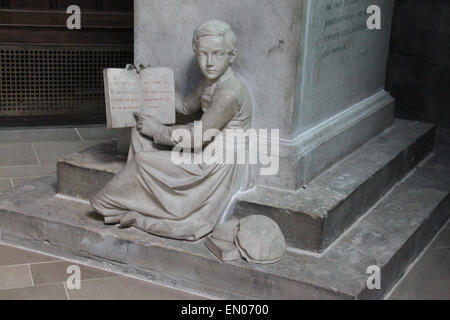 Détail de la statue de l'Humphrey Chetham, qui est dans la Cathédrale de Manchester Banque D'Images