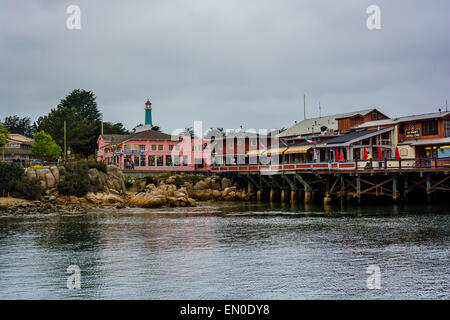 Vue sur le Fisherman's Wharf, à Monterey, Californie. Banque D'Images