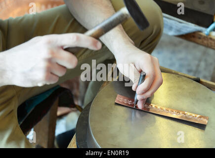 Bracelet de cuivre fait artisan Banque D'Images