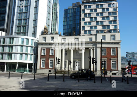 L'ex-couché à l'hôpital maintenant fermé depuis 1971, basée à Waterloo london uk avril 2015 Banque D'Images