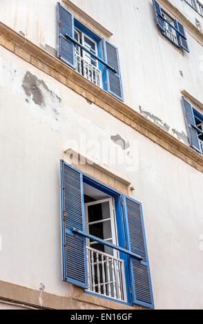 Les détails architecturaux de la vieille ville d'Essaouira, Maroc Banque D'Images