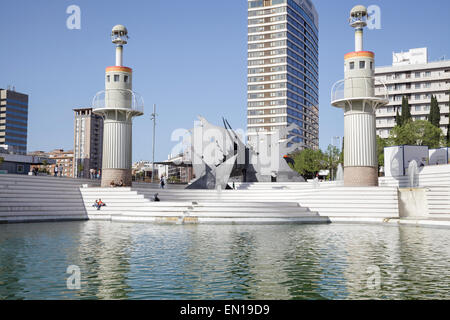 Parc de l'Espanya Industrial , Barcelone, Catalogne, Espagne Banque D'Images