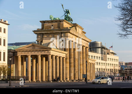 Brandenburger Tor, porte de Brandebourg, l'ambassade américaine, Berlin, Allemagne Banque D'Images