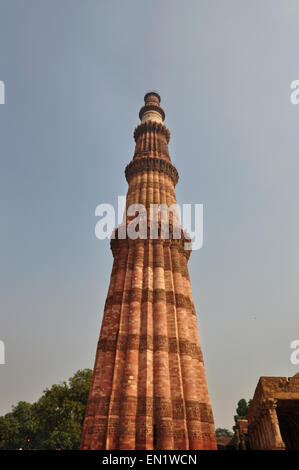 L'Inde, Mumbai, Delhi, Qutb Minar Complex (12ème siècle), la Tour de Qutb Minar Banque D'Images