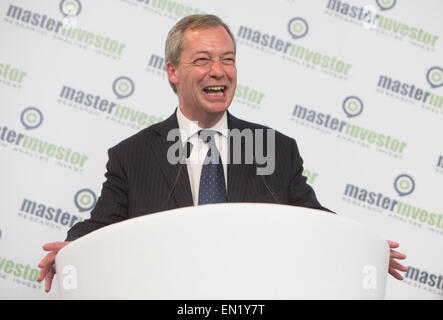 Nigel Farage, chef de campagne,de l'UKIP dans Islington, Londres Banque D'Images