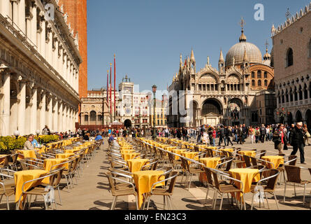 Piazza San Marco, Venise en plein soleil Banque D'Images