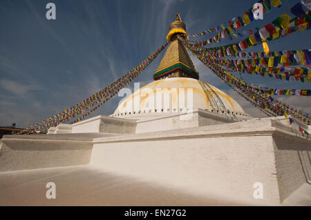 Le Népal, Katmandou, Boudhnath Boudah, Temple bouddhiste (16ème siècle) plus grand Stupa du Népal avec les drapeaux de prières, centre pour les Tibétains Banque D'Images