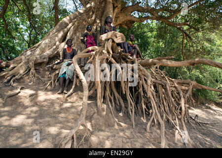 Dasanesh tribu en Ethiopie Banque D'Images