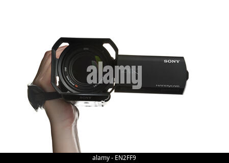 NOVI SAD, SERBIE - 25 avril 2015 : AX100, FDR Sony 4K UHD capture le caméscope Handycam haute définition Ultra Foota Banque D'Images