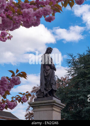 Statue de Sir Isaac Newton, Grantham, Lincolnshire, Angleterre, RU Banque D'Images