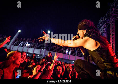 Miami, Floride, USA. Apr 20, 2015. 'Extreme' effectuer à Monsters Of Rock croisière à bord du MSC Divina en Caraïbes. GARY CHERONE © Igor Vidyashev/ZUMA/Alamy Fil Live News Banque D'Images