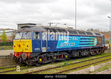 Services ferroviaires directs 47 locomotives diesel est dans une voie d'évitement de la gare de Norwich et à embaucher plus d'Abellio Anglia Banque D'Images