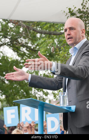 Gustavsberg, Suède, le 17 août 2013 : le premier ministre (2006-2014), Fredrik Reinfeldt a tenu son discours d'été. Banque D'Images