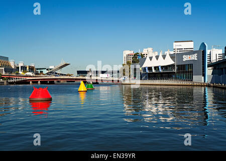 Melbournr / Australie Melbourne, Yarra River et de l'Aquarium Sealife. Banque D'Images