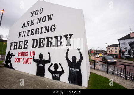 Free Derry Corner dans le quartier de Bogside, Derry, Irlande du Nord, qui se trouve à l'intersection de la route Lecky, Ros Banque D'Images