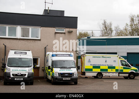 La NHS Ambulance Service écossais East dépôt Central est situé au 76 route de l'École de l'ouest de Dundee, Royaume-Uni Banque D'Images