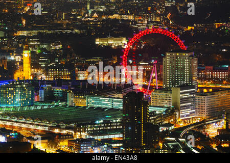 Vue aérienne de la ville de Londres au temps de nuit Banque D'Images