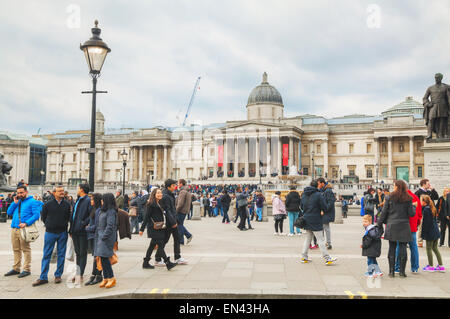 Londres - le 5 avril : National Gallery à Trafalgar square le 5 avril 2015 à Londres, au Royaume-Uni. Fondée en 1824. Banque D'Images