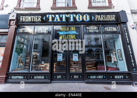 Salon de tatouage de Cardiff Frontier St Mary Street, Banque D'Images