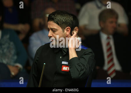 Sheffield, Royaume-Uni. 23 Juin, 2014. Matthew Stevens (Wal) perdu de Ronnie O'Sullivan au 2ème tour du Betfred World Snooker Championship. © Michael Cullen/ZUMA/Alamy Fil Live News Banque D'Images