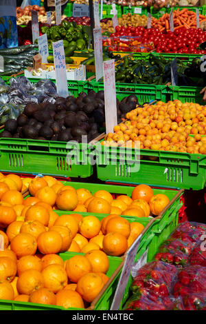 Les fruits et légumes au marché d'Harbourside, Wellington, Île du Nord, Nouvelle-Zélande Banque D'Images