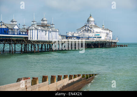 Station balnéaire d'Eastbourne Pier Eastbourne East Sussex England UK Banque D'Images