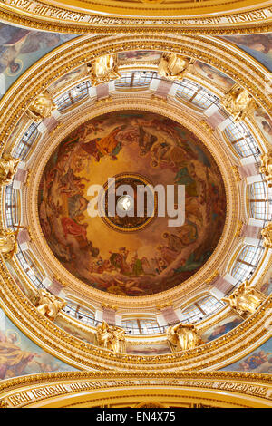 La peinture fantastique de plafond cathédrale Dome St Isaacs. plus grande basilique orthodoxe Banque D'Images