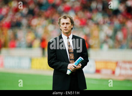 FA Cup Semi finale au stade de Wembley. 2 v Sheffield Wednesday Sheffield United 1. Mercredi manager Trevor Francis. 3e avril 1993. Banque D'Images