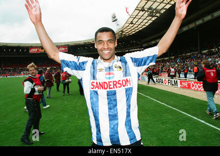 FA Cup Semi finale au stade de Wembley. 2 v Sheffield Wednesday Sheffield United 1. Mercredi's Mark Bright célèbre à la fin du match. 3e avril 1993. Banque D'Images