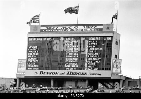 Centenaire test match entre l'Australie et l'Angleterre à la MCG, terrain de cricket de Melbourne, Australie. Bord avant la partie. 12 mars 1977. Banque D'Images