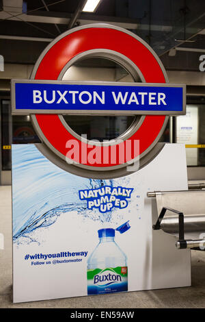 De l'eau signe à Buxton TFL Canada poste d'eau le 26 avril 2015 Banque D'Images