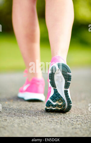 Close up de coureurs pieds Banque D'Images