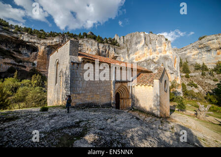 Ermitage de San Bartolome. Canyon du Rio Lobos, Soria. Espagne Banque D'Images