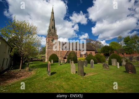 L'église St Benoît Biscop Wombourne South Staffordshire England UK Banque D'Images